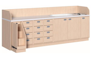 Aankleedtafels 285 cm breed met trap, wasbak en bad